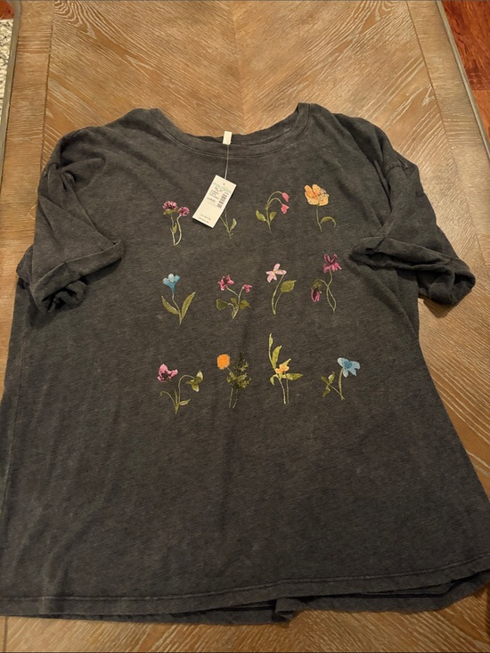 Maurices Tops - Dark Gray Floral Tee